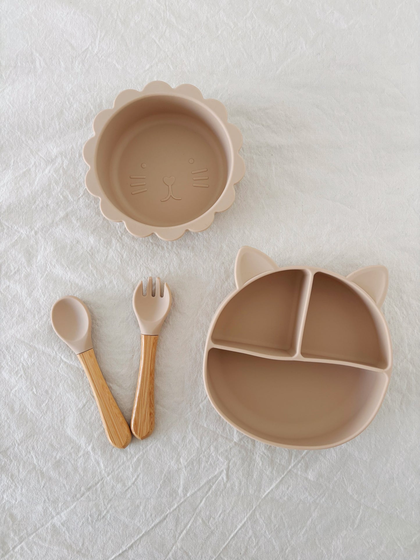 Set Picacomilón: Plato Divisiones + Vaso + Bowl Leon + Cuchara + Tenedor