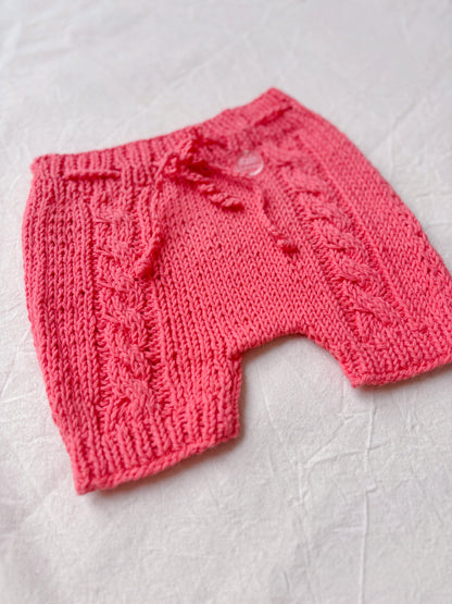 Short Picabermuditas: Nuestro short tejido, de diseño unisex, es esencial para el movimiento y la frescura. Una pieza esencial para el verano y el juego activo. Diseñados para ser ligeros, frescos y súper cómodos. Son la opción ideal para el día a día sin